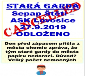 Hřiště nalajnované,  plakáty na zápas staré gardy vylepeny. Chyběl však soupeř, který do Štětí nepřijel
