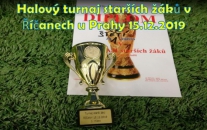 Starší žáci si na závěr roku přivezli vánoční nadílku z halového turnaje v Říčanech u Prahy v podobě 1. místa.